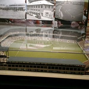 Meet your Posher, Joy